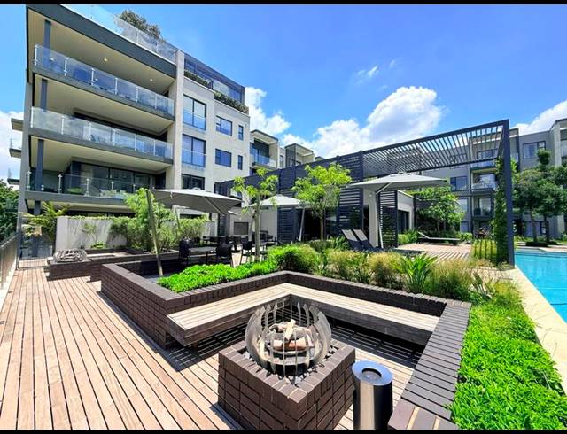 2 BEDROOM APARTMENT FOR SALE IN HOUGHTON ESTATE